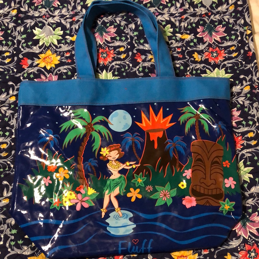 Fluff Hula Tote Bag